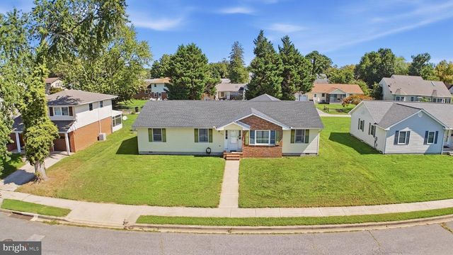 949 JANEKA LN, Dover, DE 19904