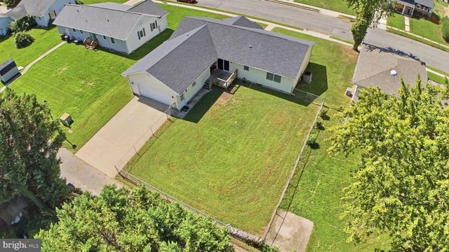 949 JANEKA LN, Dover, DE 19904