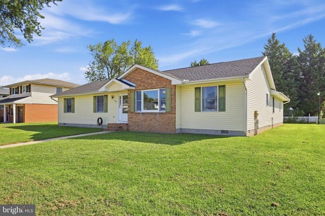 949 JANEKA LN, Dover, DE 19904