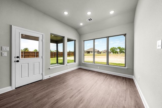 121 Doris Drive, Canton, TX 75103