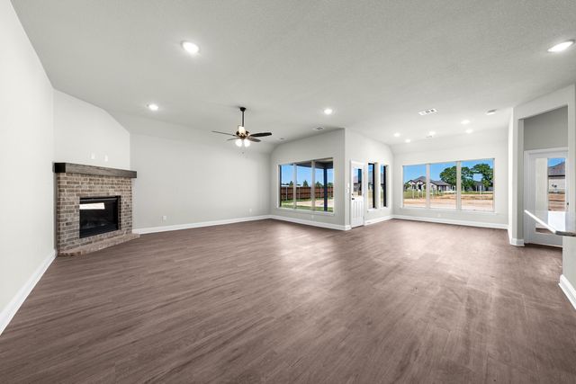 121 Doris Drive, Canton, TX 75103