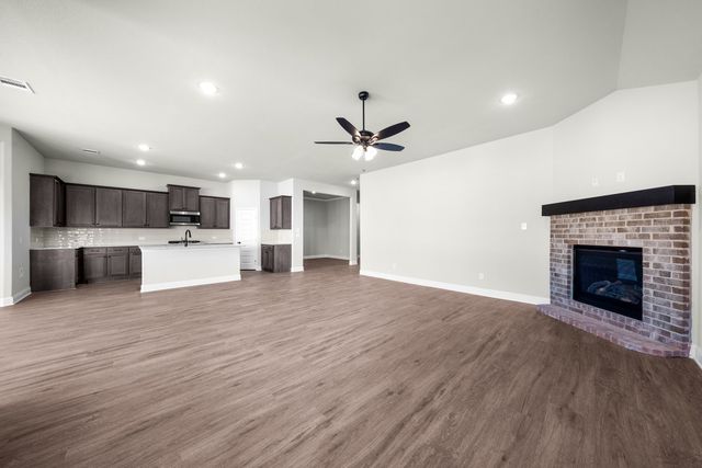 121 Doris Drive, Canton, TX 75103