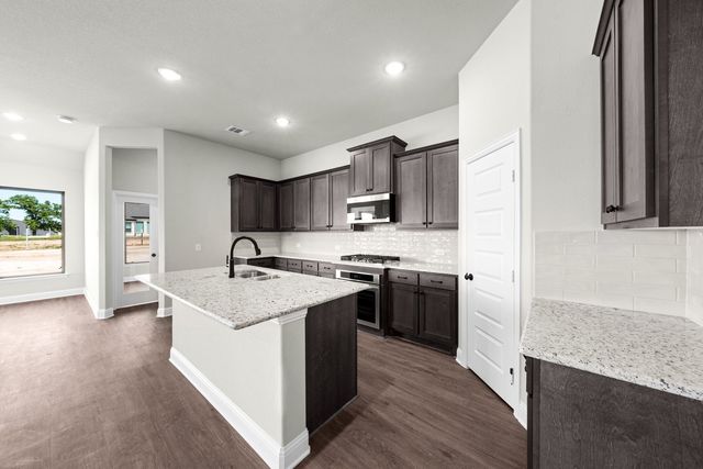121 Doris Drive, Canton, TX 75103