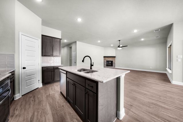 121 Doris Drive, Canton, TX 75103