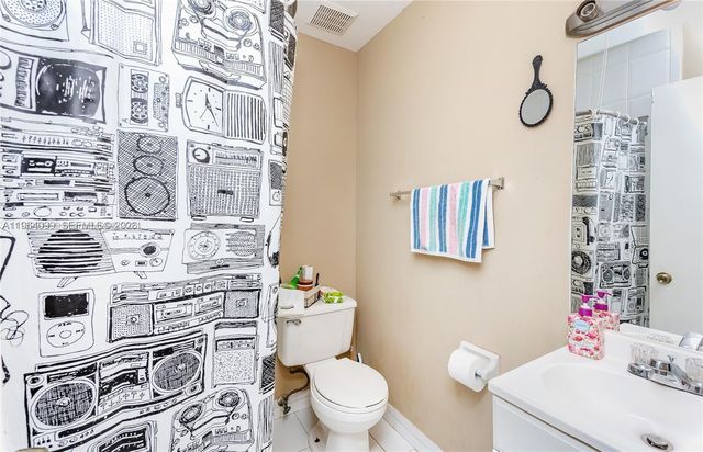 15280 SW 80th St 11, Miami, FL 33193