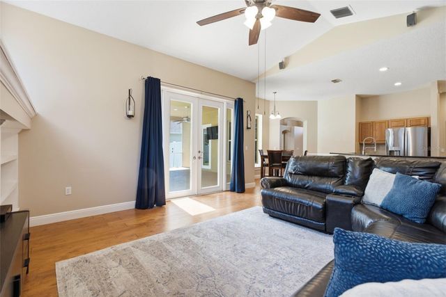 4704 RED WARBLER LANE, Valrico, FL 33596