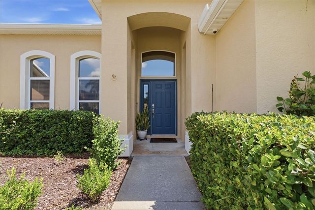 4704 RED WARBLER LANE, Valrico, FL 33596