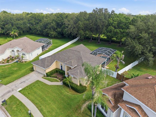 4704 RED WARBLER LANE, Valrico, FL 33596