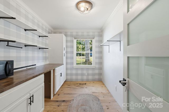 4274 Sunnydell Drive, Winston Salem, NC 27106