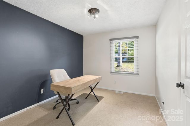 4274 Sunnydell Drive, Winston Salem, NC 27106