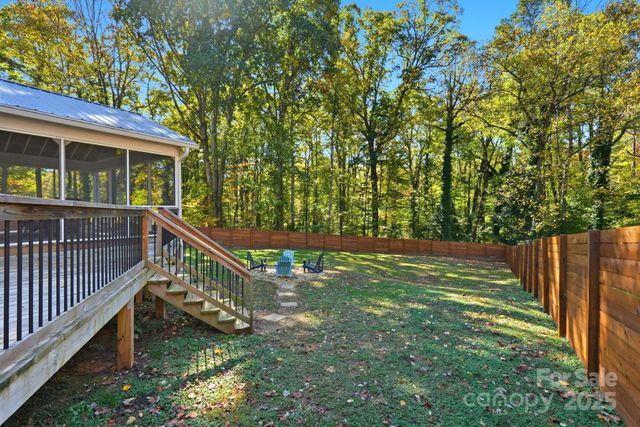 4274 Sunnydell Drive, Winston Salem, NC 27106