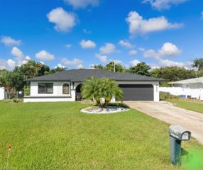3410 SE 11th PL, Cape Coral, FL 33904