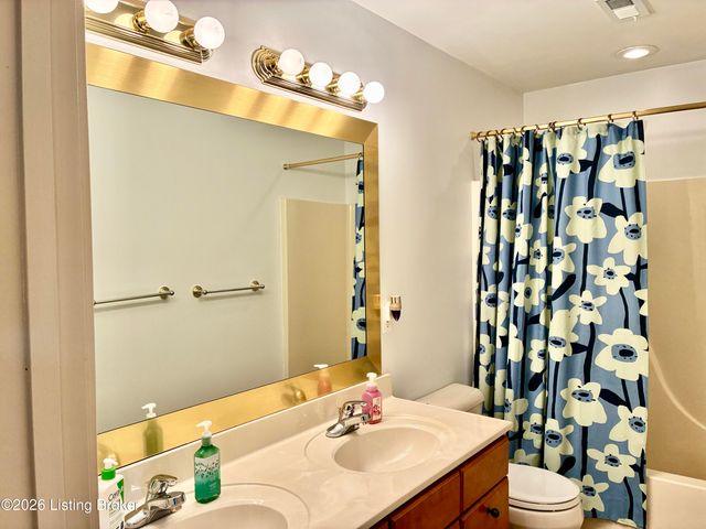 5127 Craigs Creek Dr, Louisville, KY 40241