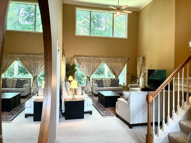 5127 Craigs Creek Dr, Louisville, KY 40241