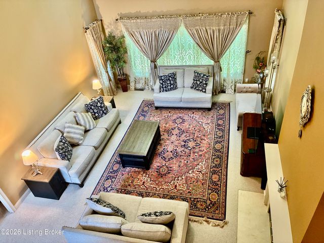 5127 Craigs Creek Dr, Louisville, KY 40241