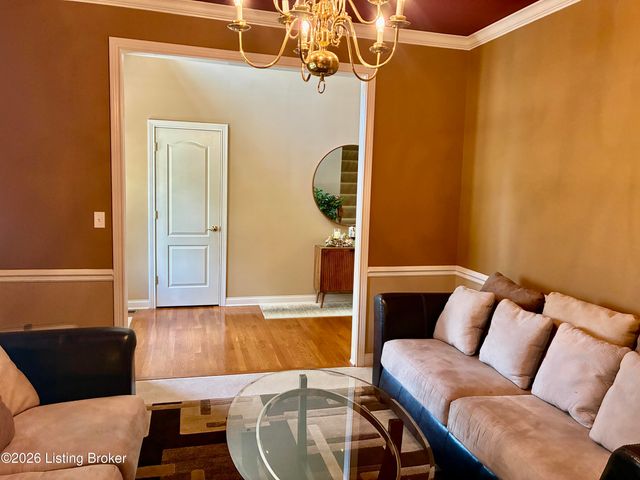 5127 Craigs Creek Dr, Louisville, KY 40241