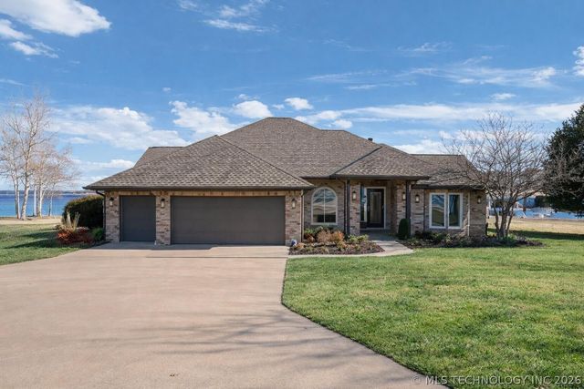 5013 Lake Breeze Road, Grove, OK 74344