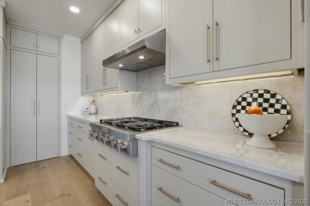 5013 Lake Breeze Road, Grove, OK 74344