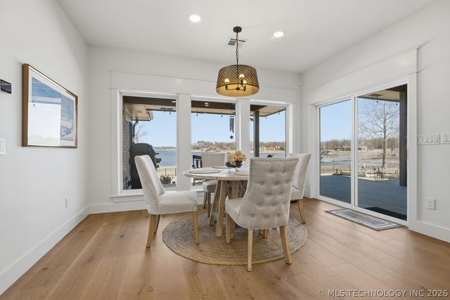 5013 Lake Breeze Road, Grove, OK 74344