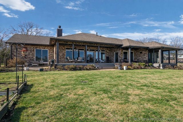 5013 Lake Breeze Road, Grove, OK 74344