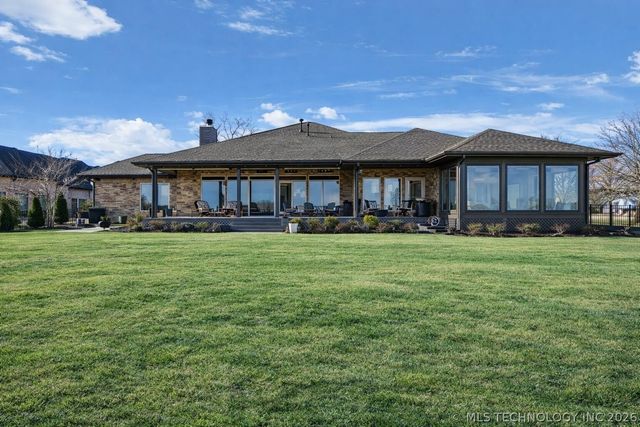 5013 Lake Breeze Road, Grove, OK 74344