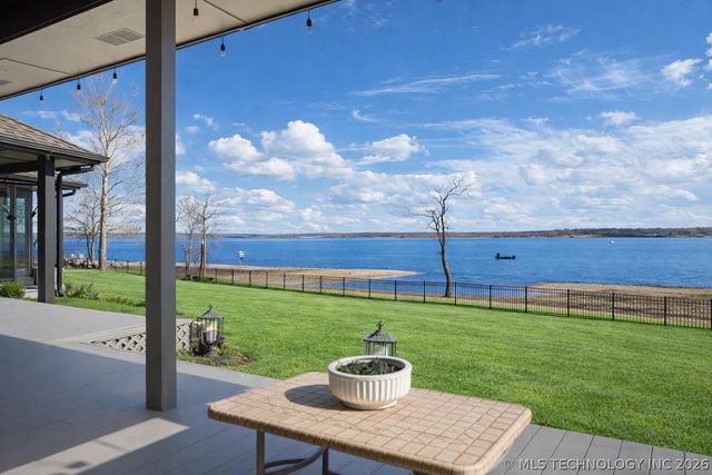 5013 Lake Breeze Road, Grove, OK 74344