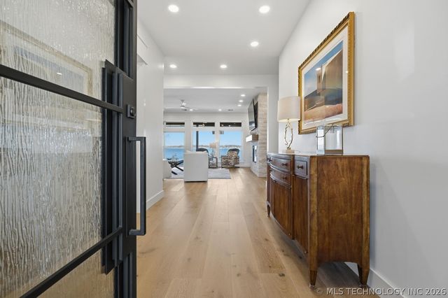 5013 Lake Breeze Road, Grove, OK 74344