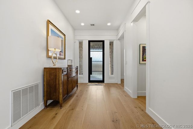 5013 Lake Breeze Road, Grove, OK 74344