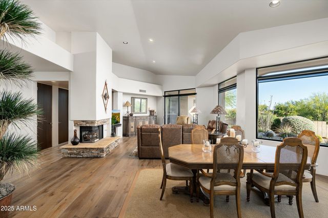 10699 E FERNWOOD Lane, Scottsdale, AZ 85262