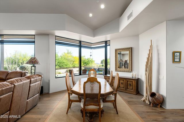 10699 E FERNWOOD Lane, Scottsdale, AZ 85262