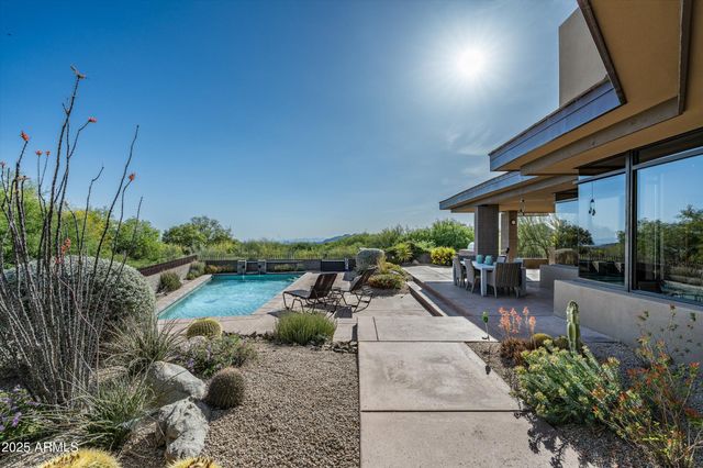 10699 E FERNWOOD Lane, Scottsdale, AZ 85262