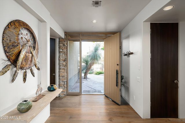 10699 E FERNWOOD Lane, Scottsdale, AZ 85262