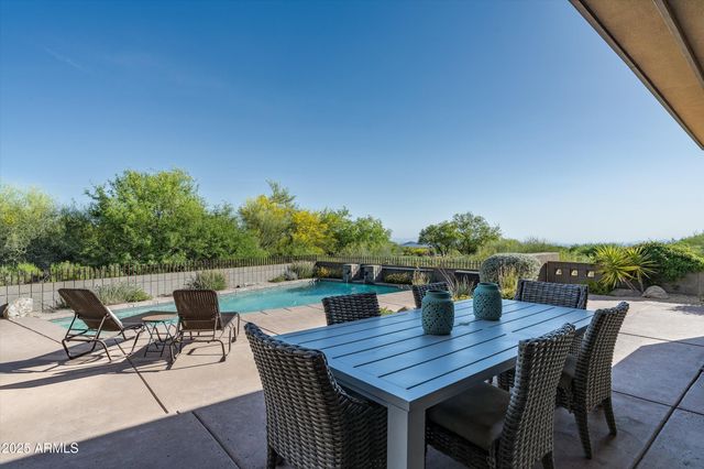 10699 E FERNWOOD Lane, Scottsdale, AZ 85262