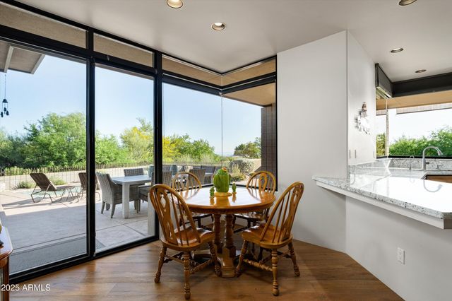 10699 E FERNWOOD Lane, Scottsdale, AZ 85262