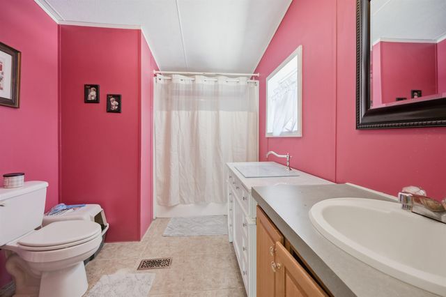 11 Darren Drive, Raymond, NH 03077