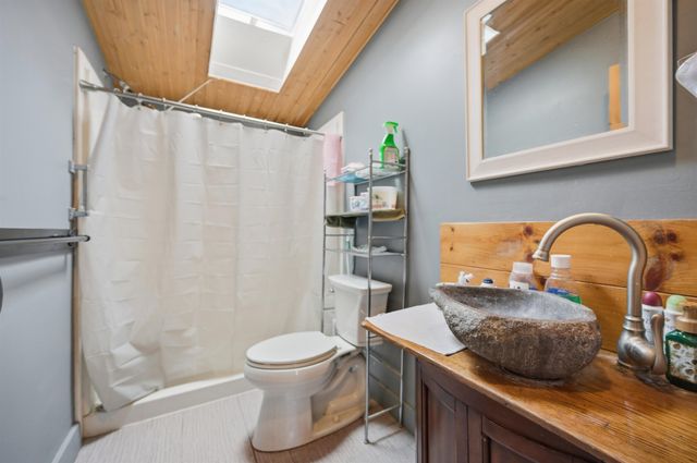 11 Darren Drive, Raymond, NH 03077