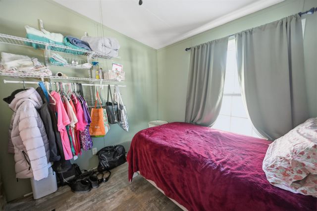 11 Darren Drive, Raymond, NH 03077