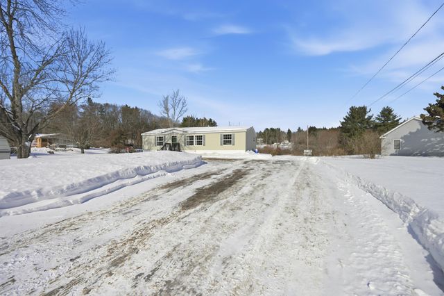 11 Darren Drive, Raymond, NH 03077