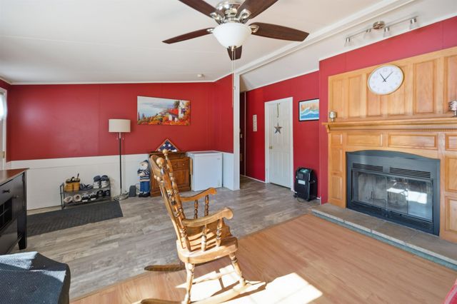 11 Darren Drive, Raymond, NH 03077