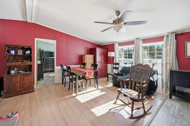 11 Darren Drive, Raymond, NH 03077