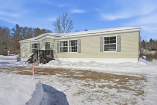 11 Darren Drive, Raymond, NH 03077