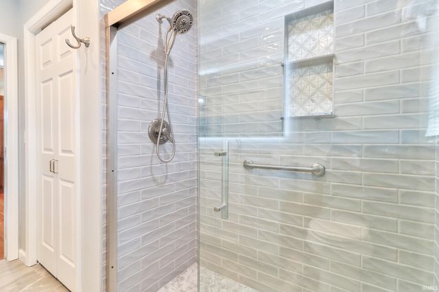 5306 Cunningham Drive, Evansville, IN 47711