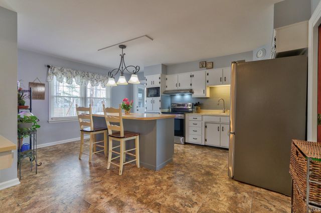 5306 Cunningham Drive, Evansville, IN 47711