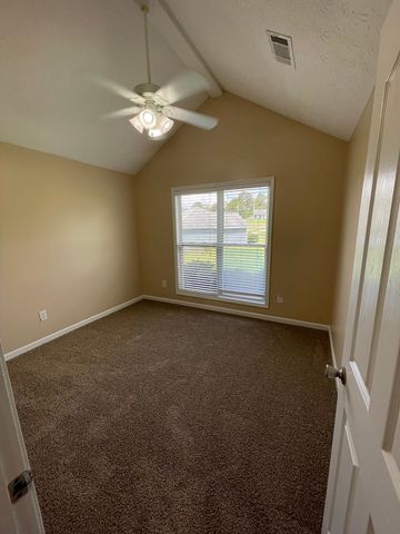 240 Lee Road 2111, Phenix City, AL 36870
