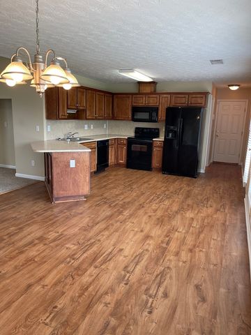240 Lee Road 2111, Phenix City, AL 36870