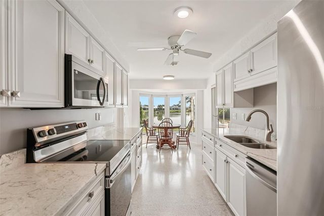 2271 SANDLEWOOD DRIVE, Venice, FL 34293