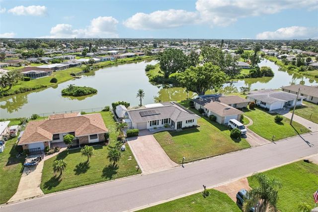 2271 SANDLEWOOD DRIVE, Venice, FL 34293