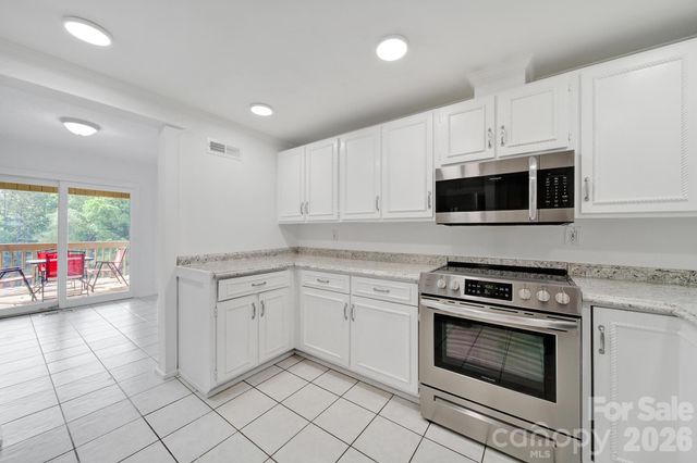 58 Ridgeport Road, Clover, SC 29710