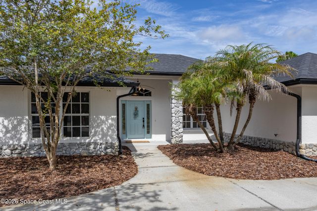 2160 Windbrook Drive SE, Palm Bay, FL 32909