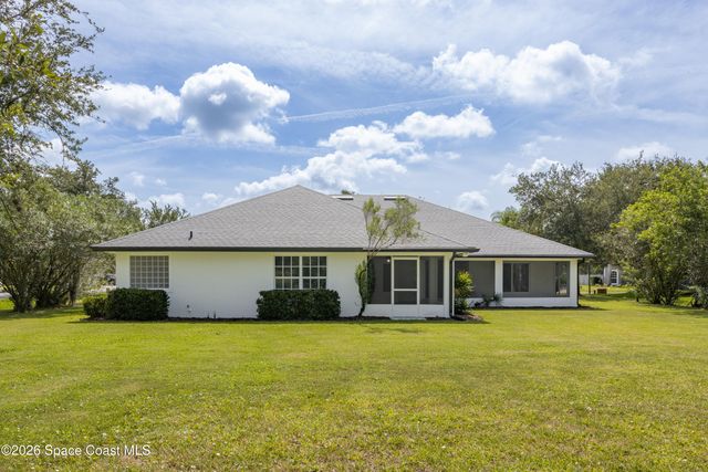 2160 Windbrook Drive SE, Palm Bay, FL 32909